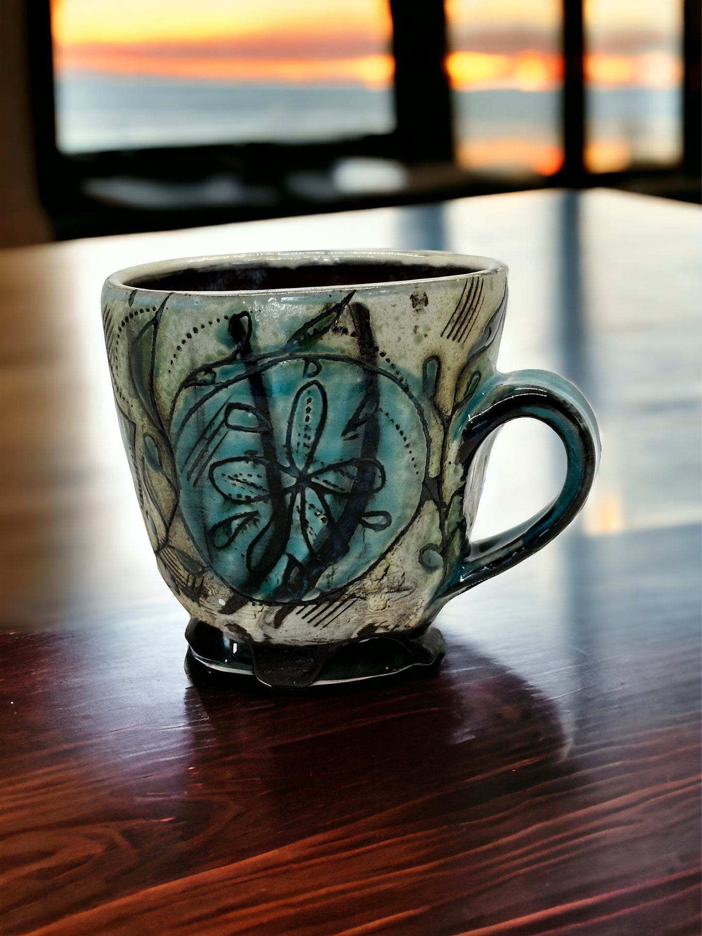 Black Stoneware Seashell Mug