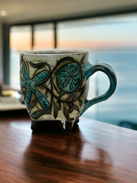 Black Stoneware Seashell Mug