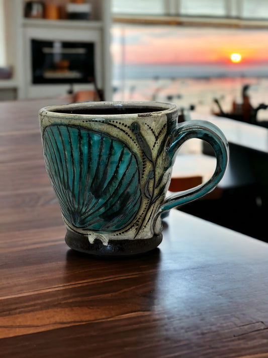 Black Stoneware Seashell Mug