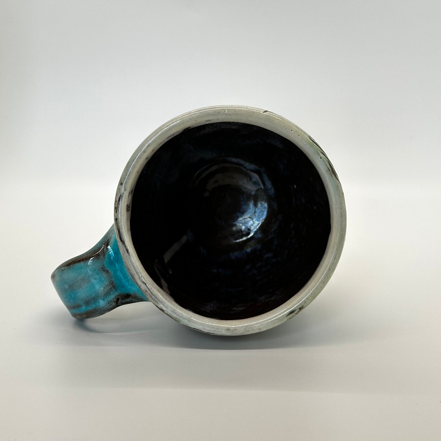 Black Stoneware Seashell Mug