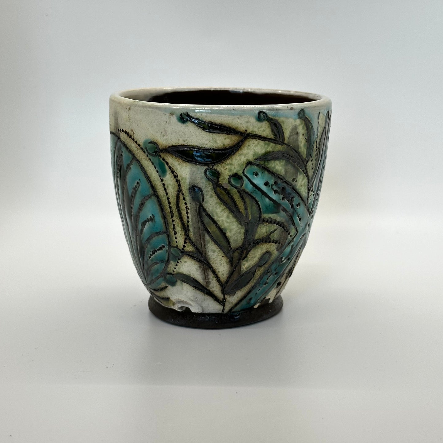 Black Stoneware Seashell Mug