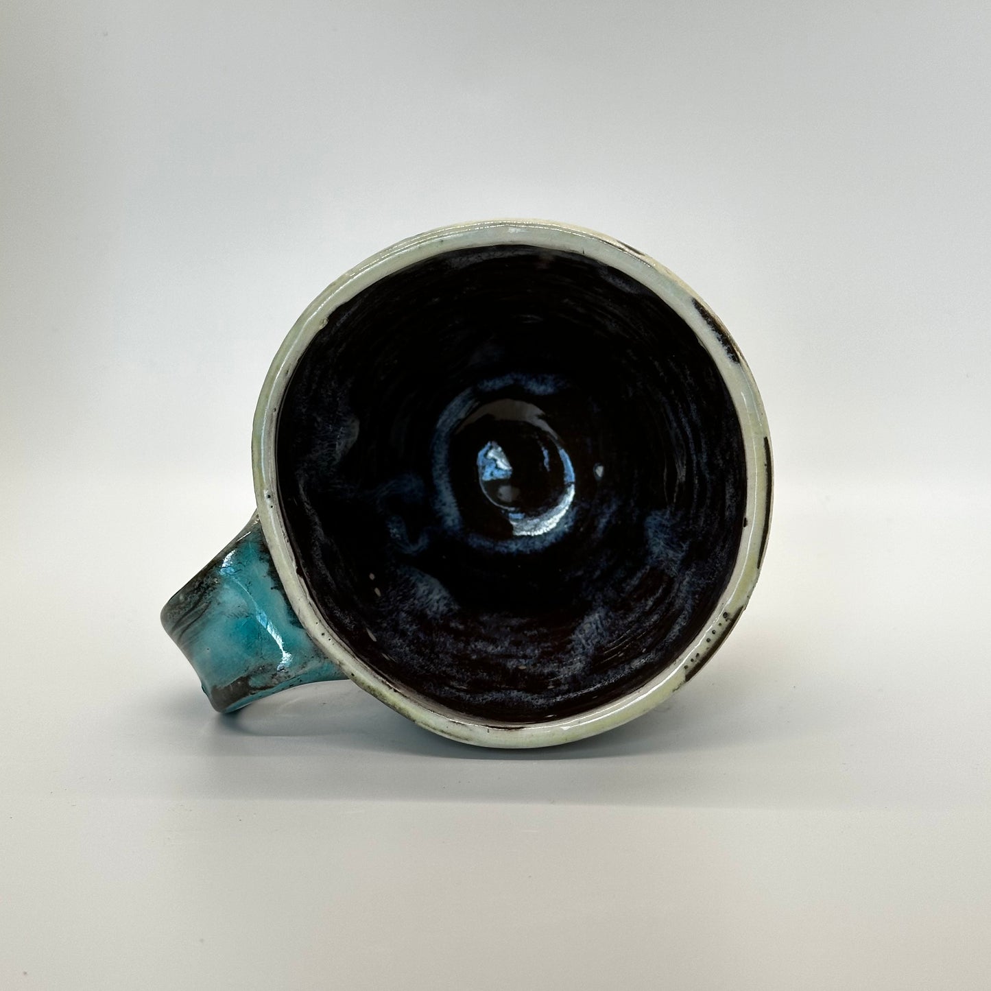 Black Stoneware Seashell Mug